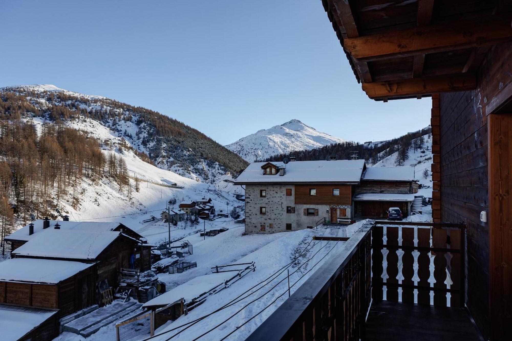 Apartment Il Nocciolo Livigno Eksteriør billede